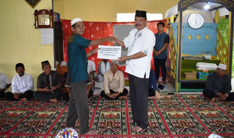 Safari Ramadhan Bersama Warga Desa Kambang