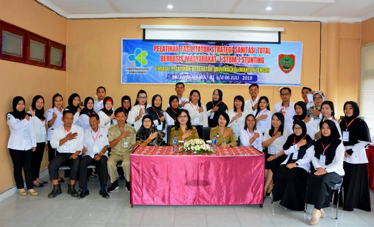 Pelatihan Fasilitator Strategi Sanitasi Total Berbasis Masyarakat ( STBM ) Stunting Prov. Kalteng Tahun 2019