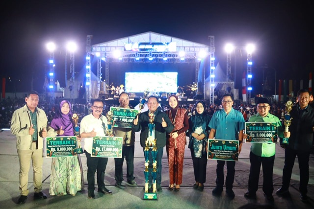 Huma Betang Night Berlanjut di Minggu Keempat, Gubernur Kalteng Konsisten Gerakkan Ekonomi dan Dukung UMKM