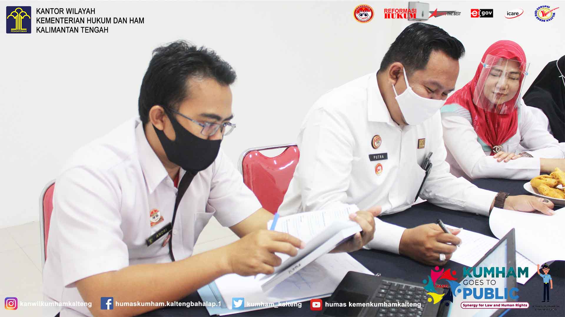 Perancang Peraturan Perundang-Undangan Kanwil Kemenkumham Kalteng Kembali Laksanakan Rapat  Penyusunan Buku