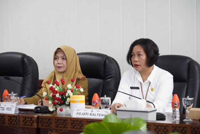 Dinilai Berhasil Kendalikan Inflasi Daerah, Pemprov Kalteng Kembali Terima Penghargaan Insentif Fiskal TA 2024 dari Pemerintah Pusat