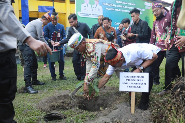 Gubernur Kalteng Tinjau SMAN 1 Tamiang Layang, Dorong Generasi Muda Berkualitas