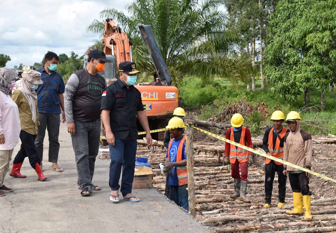 Sejumlah Ruas Jalan Rusak, Gubernur Kalteng Instruksikan Maksimalkan Penertiban Angkutan Over Kapasitas