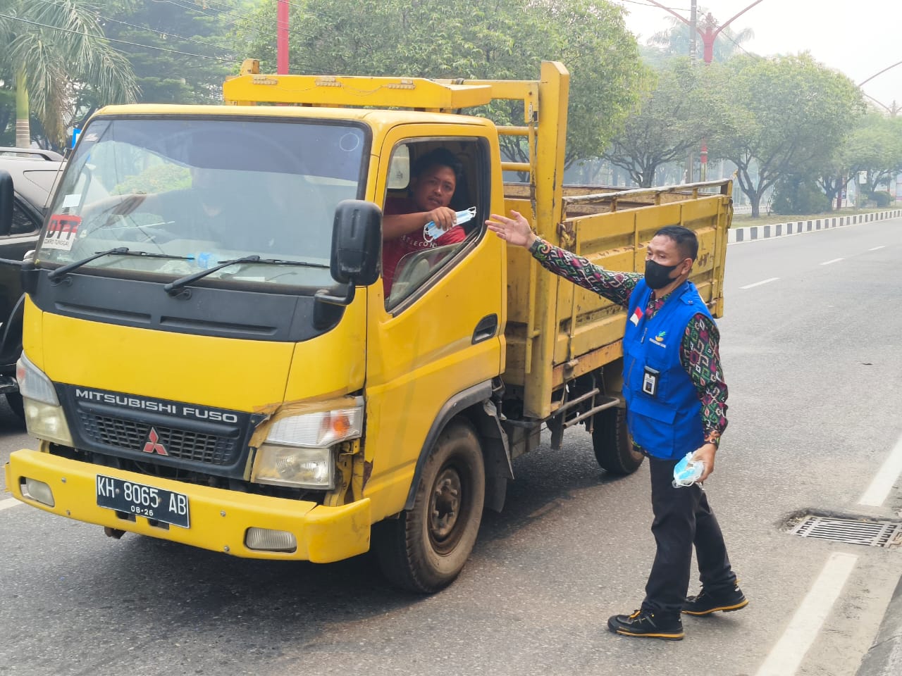 Dinas Sosial Prov. Kalteng Bagikan Masker Gratis Kepada Masyarakat 
