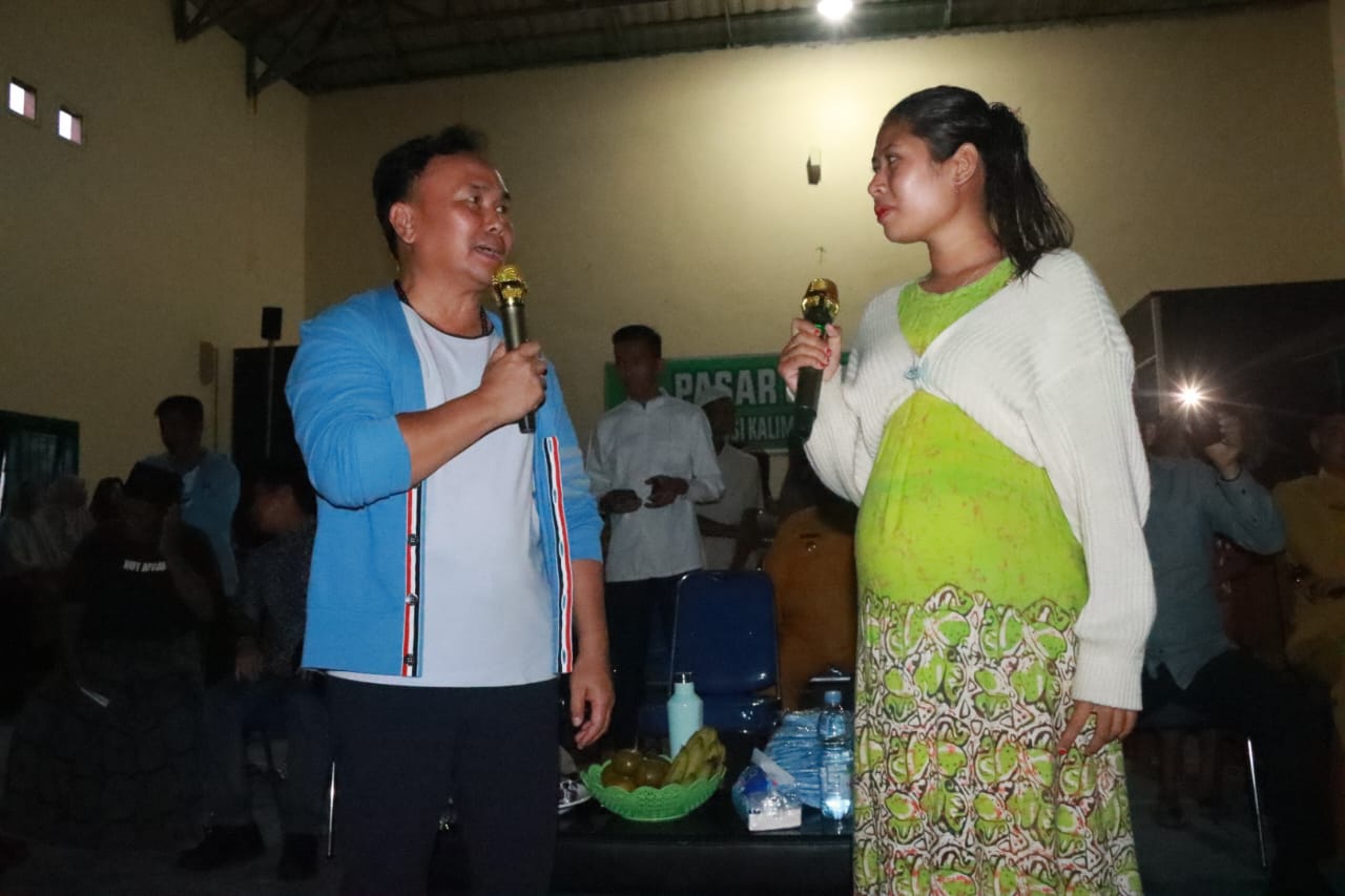 Gubernur Kalteng Kembali Gratiskan 1000 Paket Sembako Pasar Murah untuk Masyarakat Desa Kubu dan Desa Bogam di Kabupaten Kobar