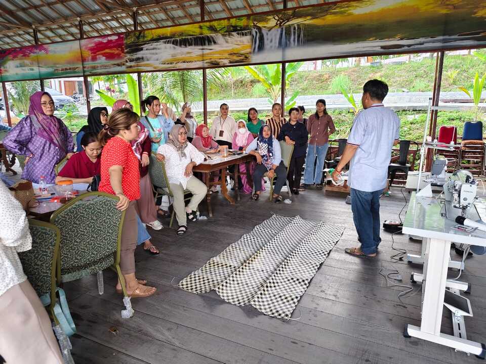 Disdagperin Prov. Kalteng Adakan Pelatihan Industri Kecil Menengah di Kabupaten Barito Utara