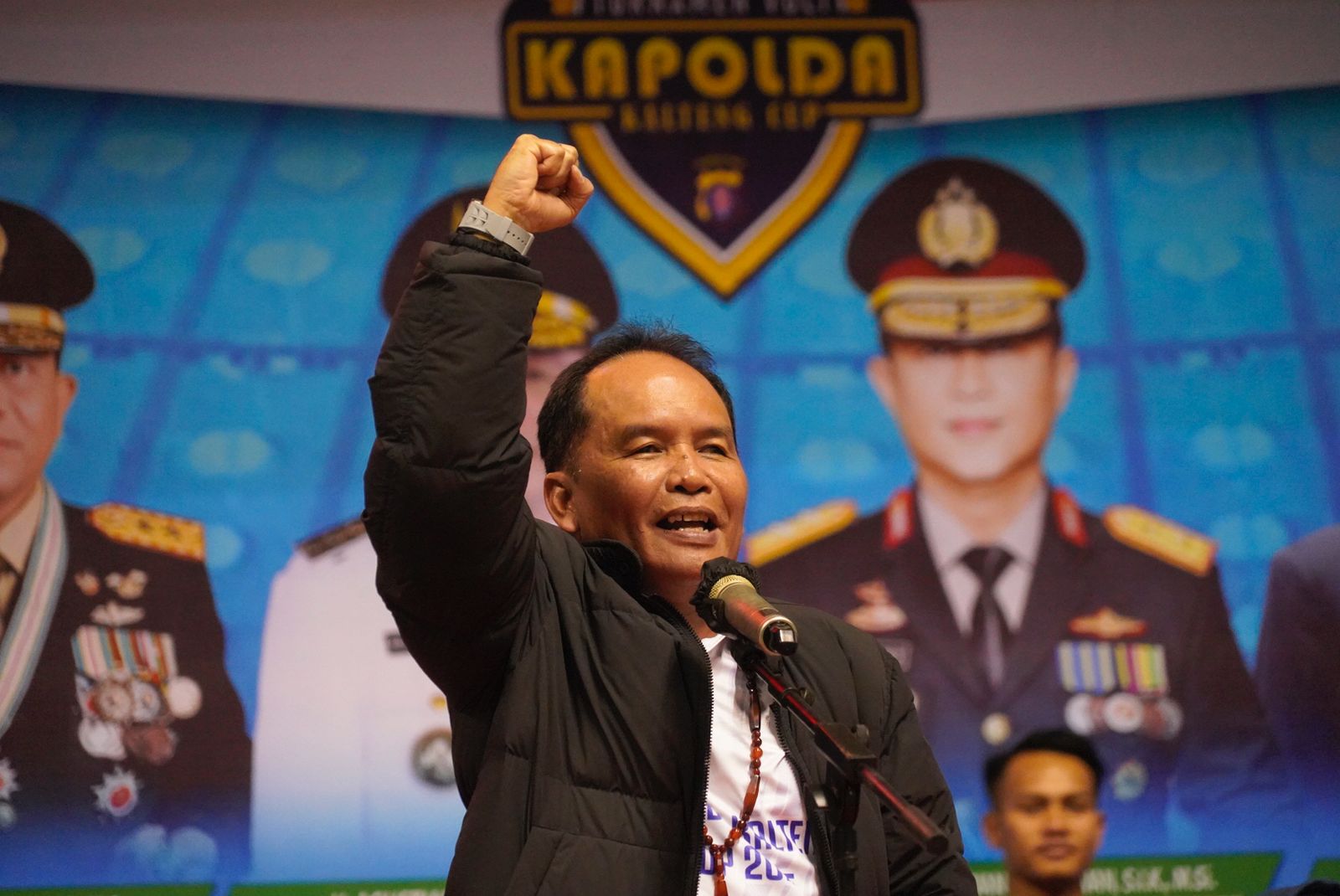 Gubernur Kalteng Tutup Turnamen Kapolda Cup 2025, Tegaskan Olahraga sebagai Pemersatu Bangsa