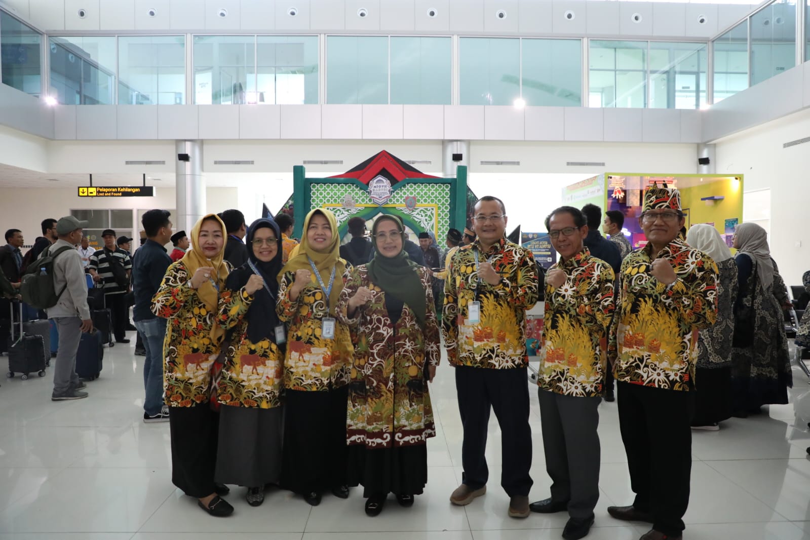 Sumping Dayak, Simbol Penyambutan Oleh Dinas TPHP Prov. Kalteng Sambut Kontingen MTQ KORPRI Jawa Tengah