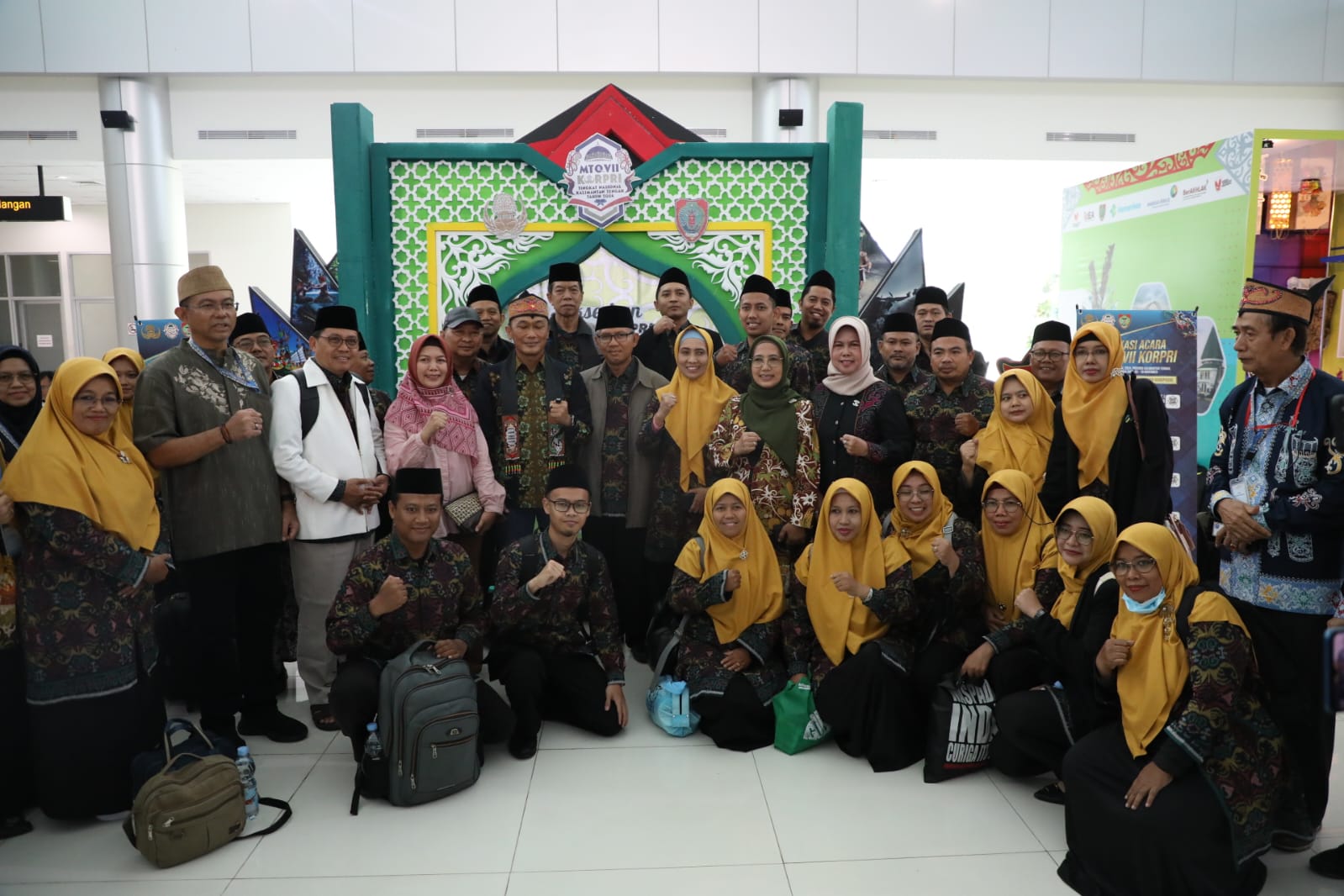 Sumping Dayak, Simbol Penyambutan Oleh Dinas TPHP Prov. Kalteng Sambut Kontingen MTQ KORPRI Jawa Tengah