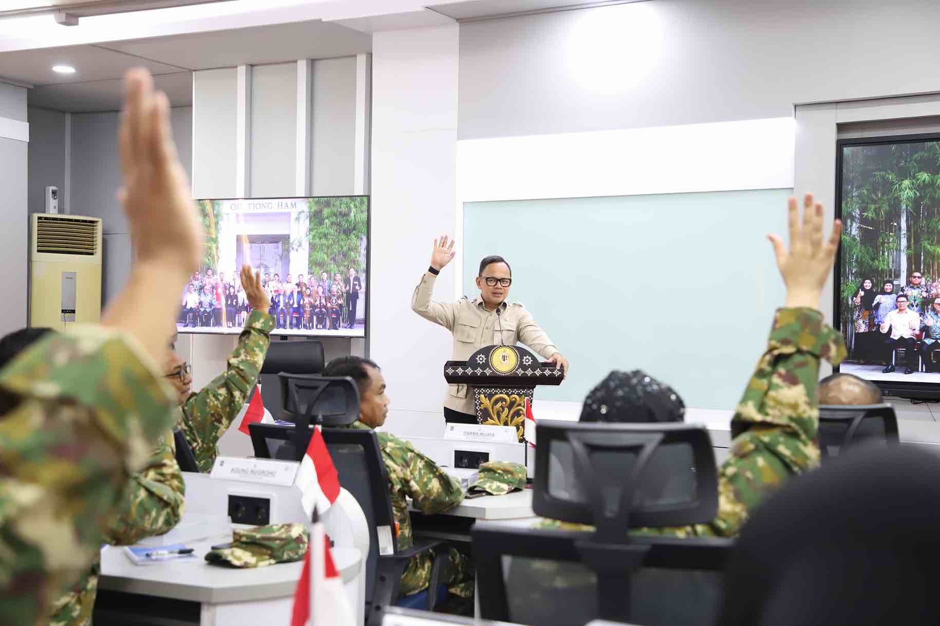 Wamendagri Bima Minta Kepala Daerah Kawal Program Strategis Nasional