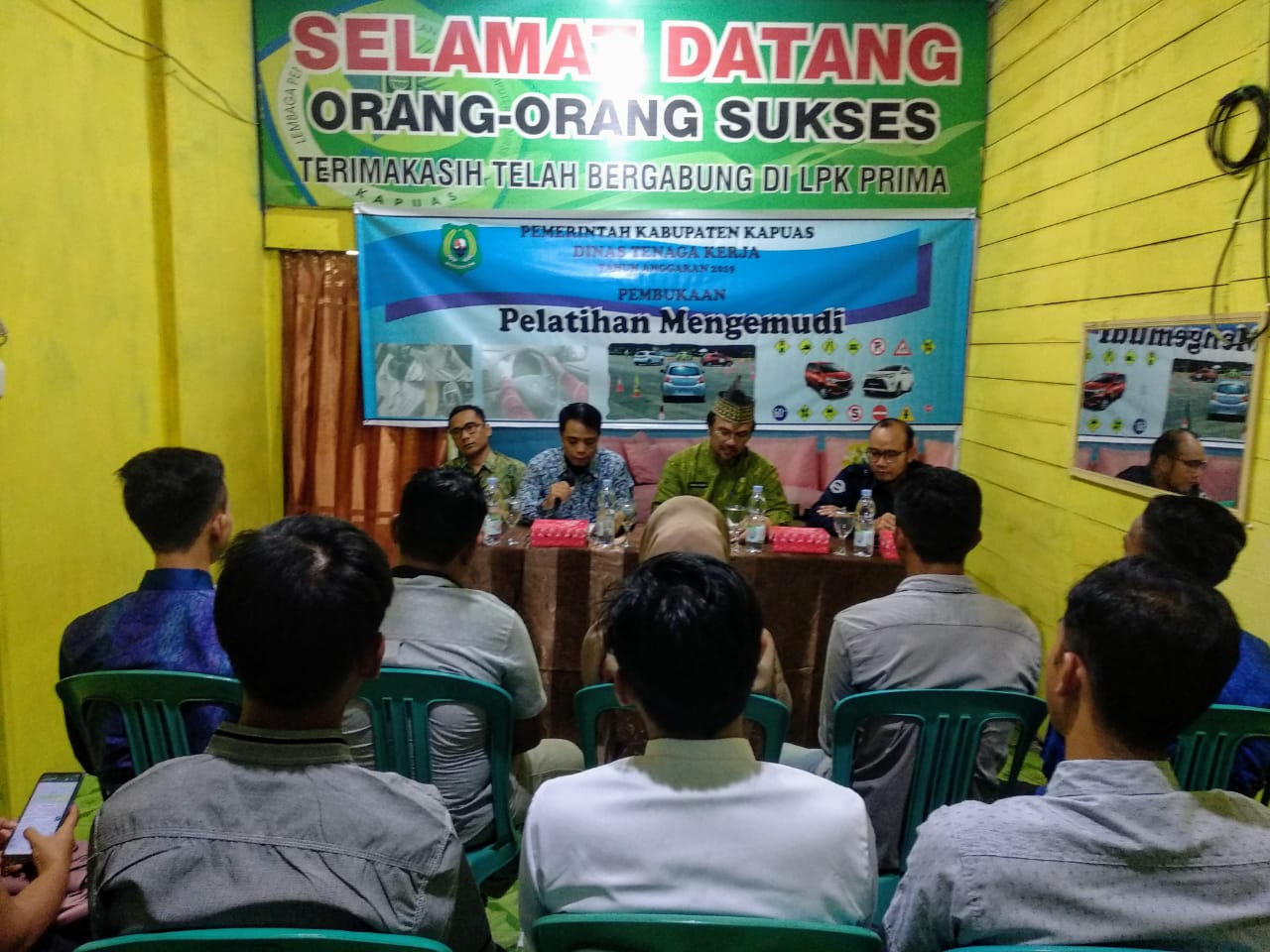 Disnaker Kerjasama dengan LPK Prima Laksanakan Pelatihan Mengemudi