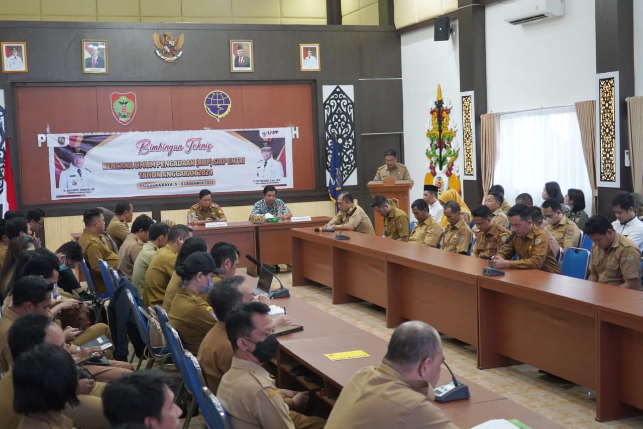 Sahli Gubernur Suhaemi Buka Bimtek Rencana Umum Pengadaan Siap Entri Tahun Anggaran 2024