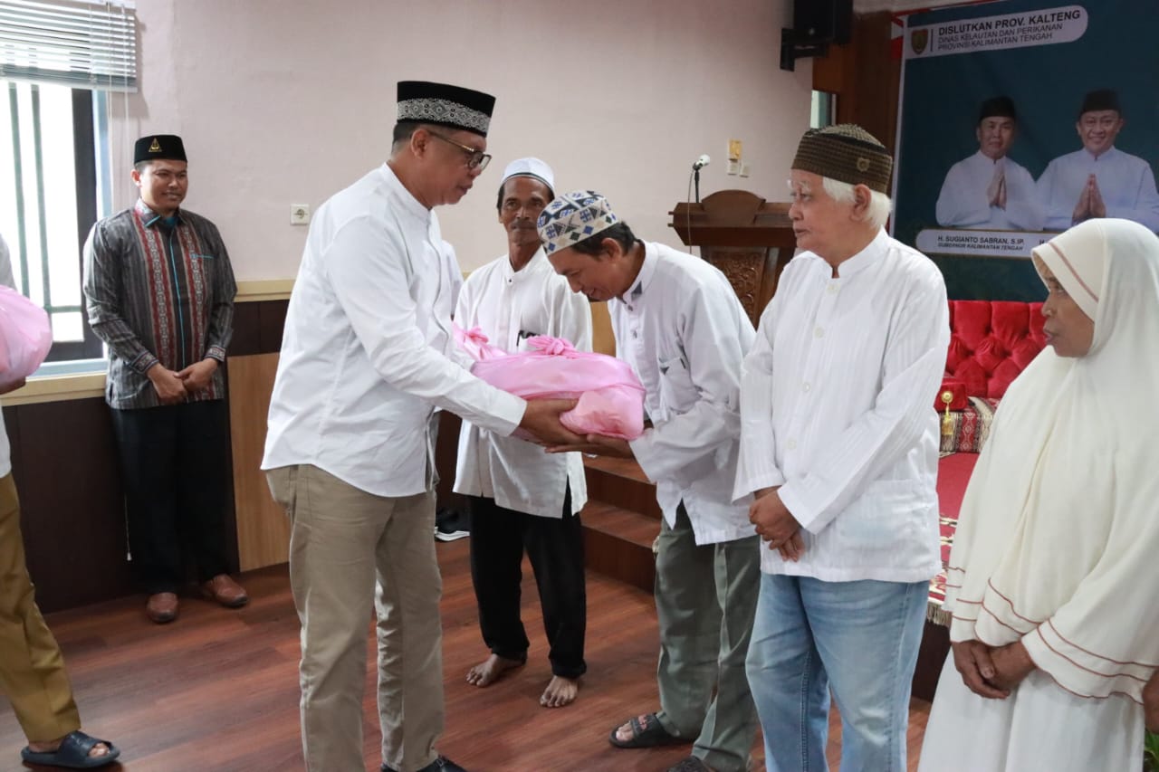 Peringati Isra Mi`raj, Majelis Talim Assamkiyah Dislutkan Prov. Kalteng Bagikan Paket Sembako