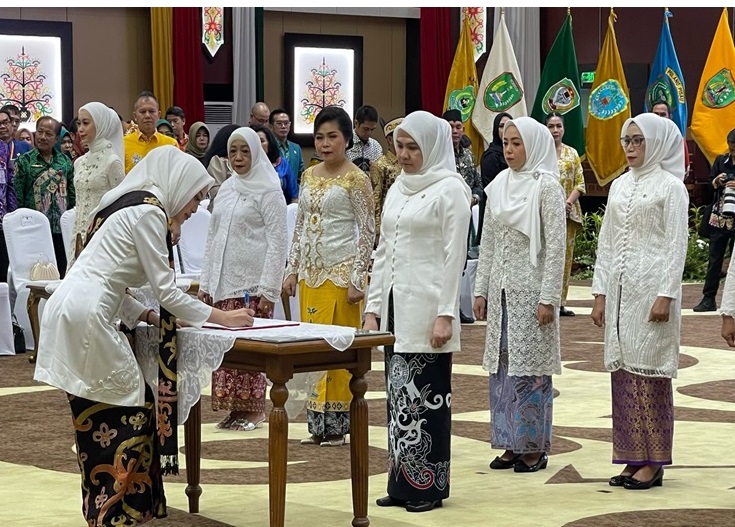 Hj. Permana Sari Resmi Jabat Ketua Dekranasda Kabupaten Barsel Periode 2025-2030