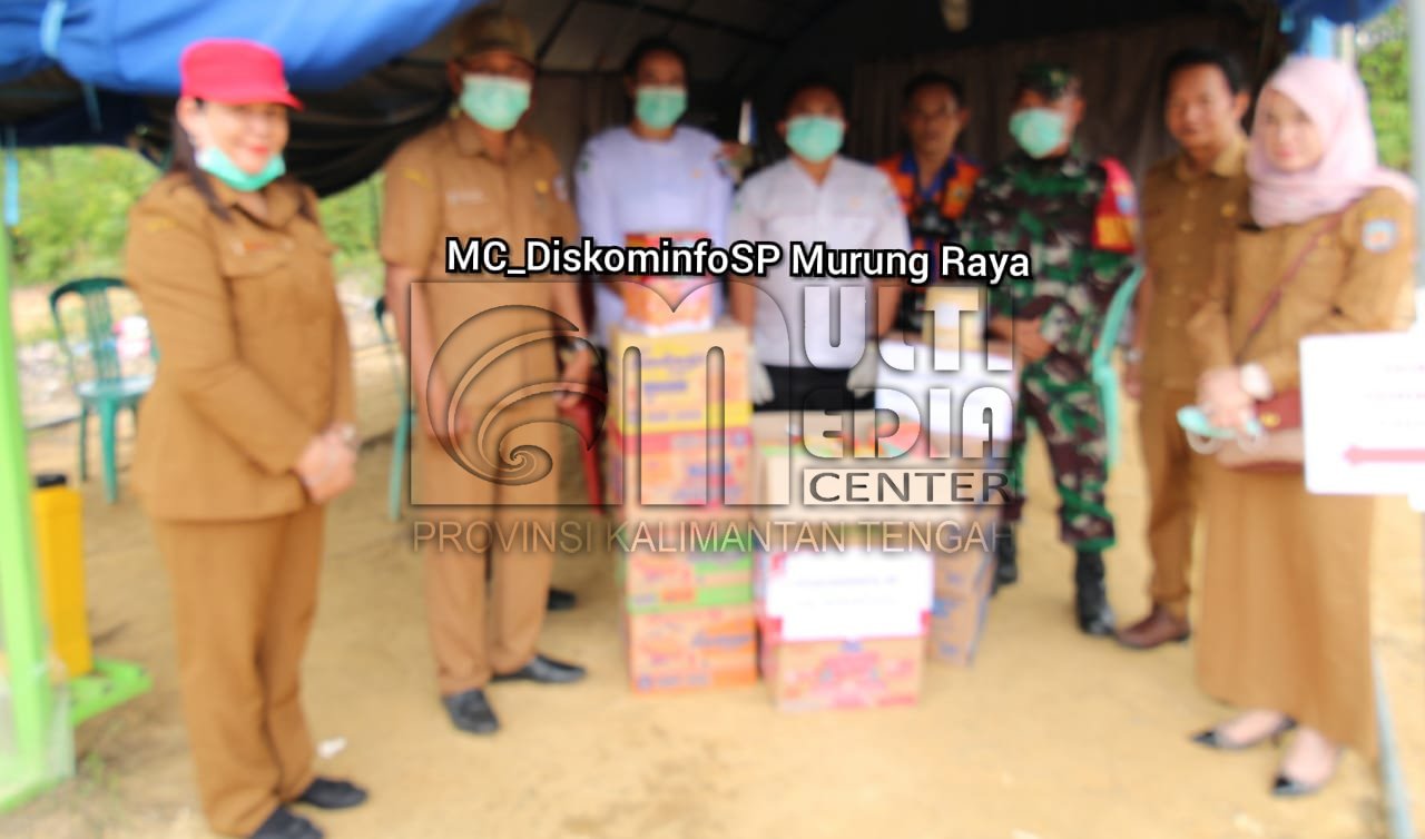 Dinas KominfoSP Murung Raya Salurkan Bantuan Logistik Ke Posko Covid-19