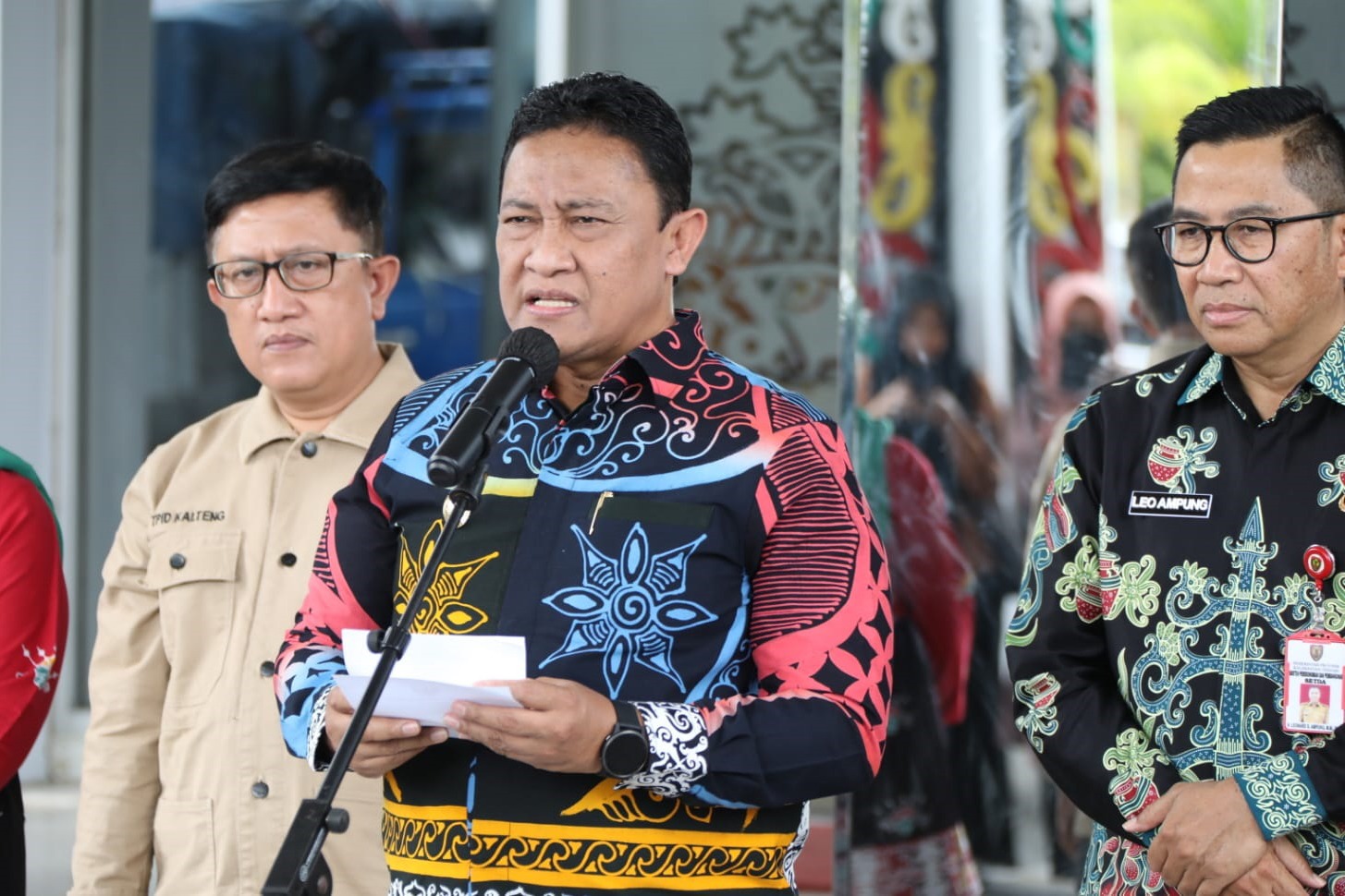 Wagub Edy Pratowo Lepas Penyaluran Cadangan Beras untuk Penerima Bantuan Pangan