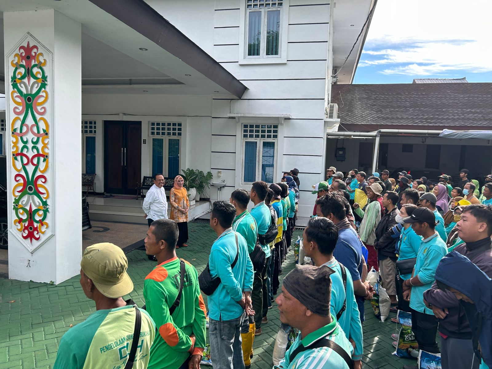 Sekda Nuryakin Berbagi Berkah untuk Petugas Kebersihan dan Penyandang Disabilitas Sensorik