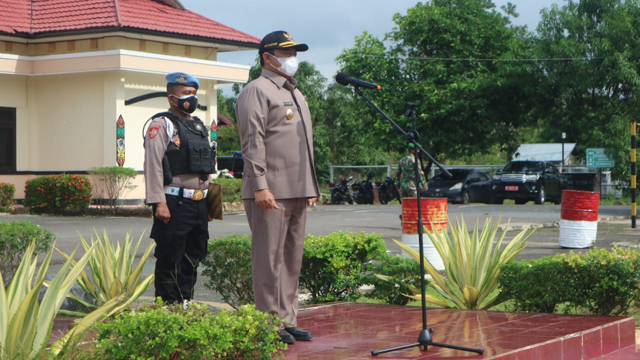Bupati Pulang Pisau Pimpin Apel Gelar Pasukan Operasi Ketupat Telabang