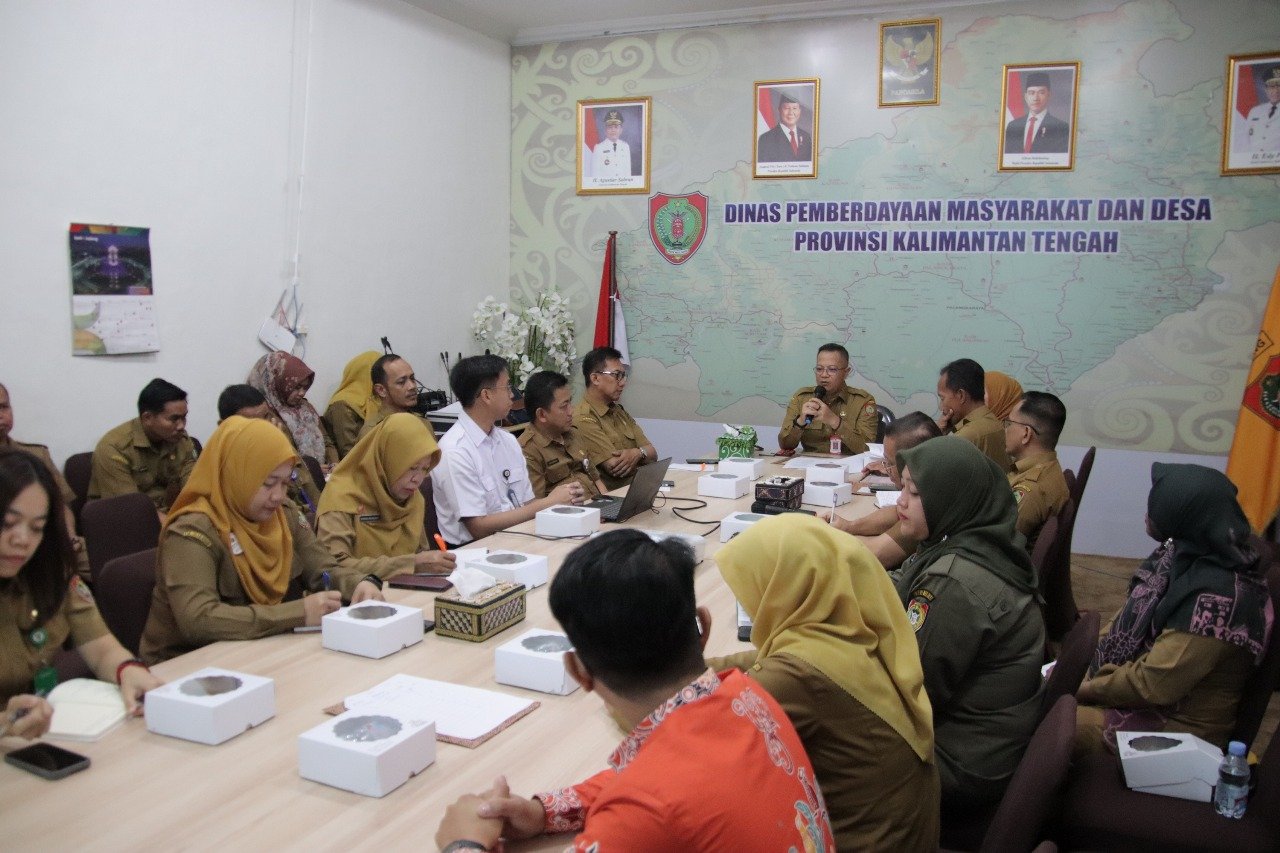 Dinas PMD Prov. Kalteng Gelar Rapat Persiapan Pelantikan TP-Posyandu dan Pengurus Dekranasda Prov. Kalteng Periode 2025-2029
