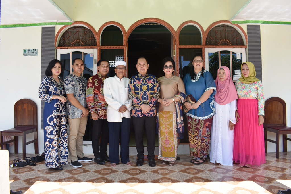 Bupati Kapuas Bersilaturahmi di Hari Idul Fitri 