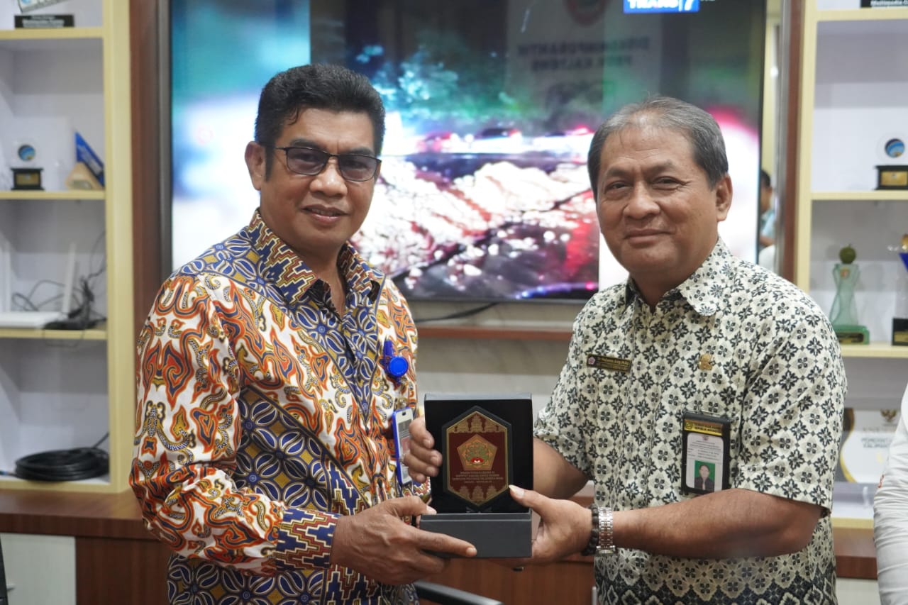 Kadis Kominfosantik Prov. Kalteng Terima Audiensi dari Institut Agama Hindu Negeri Tampung Penyang Palangka Raya