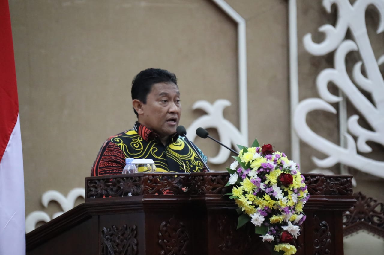 Wagub Edy Pratowo Sampaikan Pidato Pendapat Akhir 2 Raperda dan Pidato Jawaban atas Pemandangan Umum Fraksi Terhadap Raperda Perubahan Bentuk Hukum BUMD dan Raperda Pertanggungjawaban APBD Tahun 2022