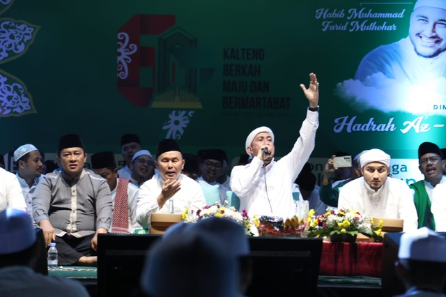 Peringati  Hari Jadi ke-67 Provinsi Kalteng, Pemprov Gelar Kalteng Bersholawat bersama Habib Ali Zainal Abidin Assegaf dan Habib Muhammad Farid Al-Muthohar di Pangkalan Bun