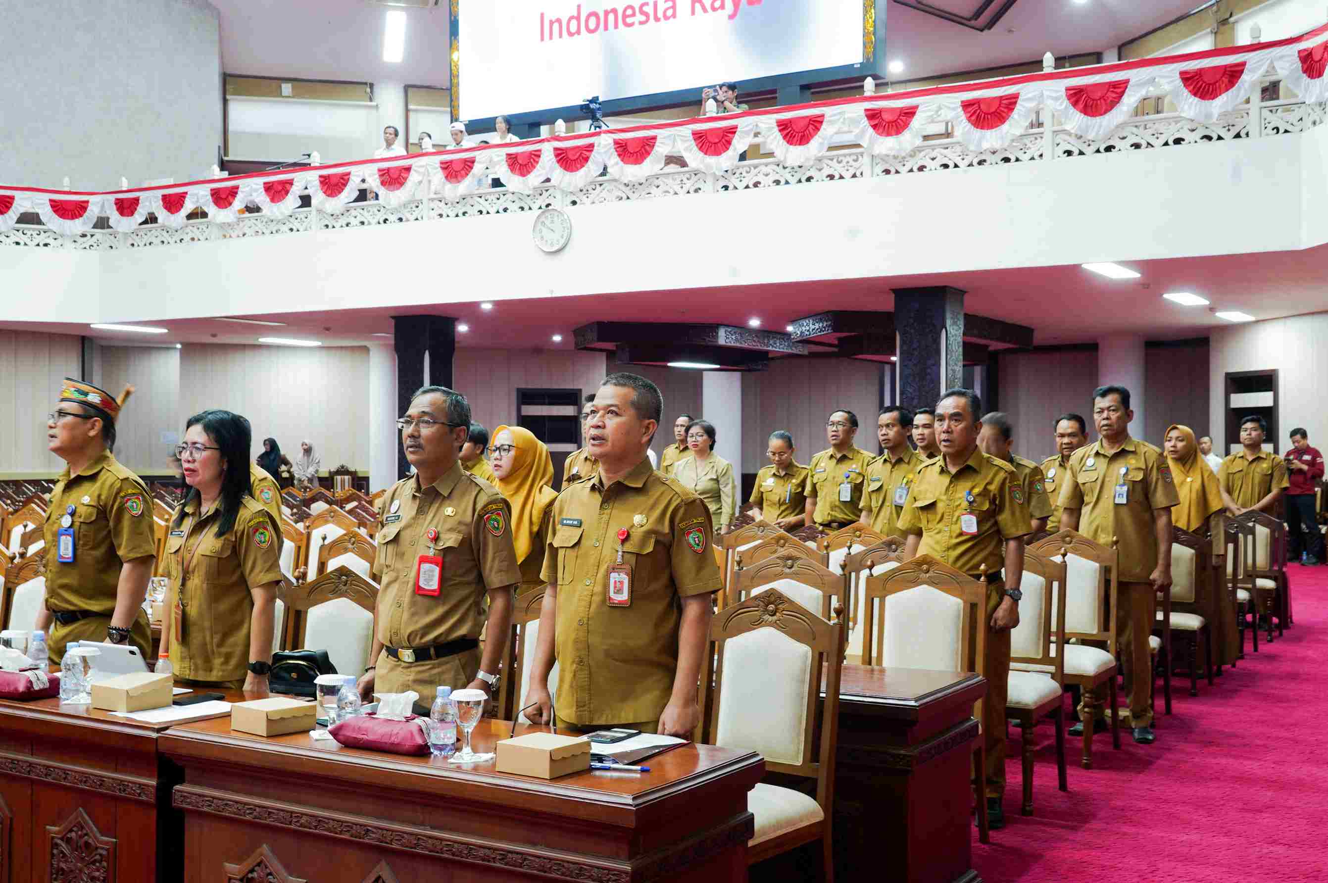 Rapat Paripurna DPRD, Wagub Edy Pratowo Tegaskan Komitmen Perkuat Tata Kelola Keuangan Daerah