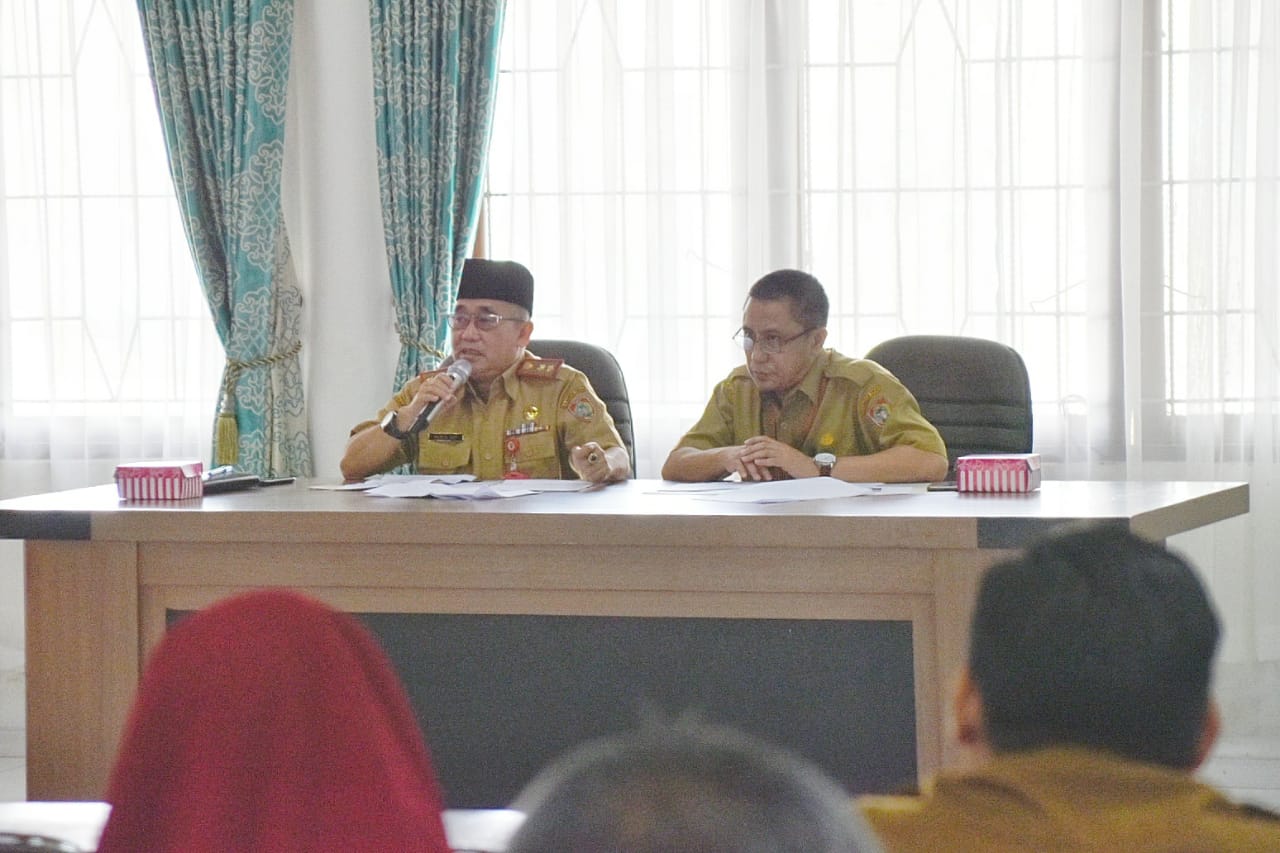 Dinas Penanaman Modal dan Pelayanan Terpadu Satu Pintu Provinsi Kalteng Selenggarakan Rapat Pembahasan Mekanisme dan Prosedur Pelayanan Izin dan Non Izin