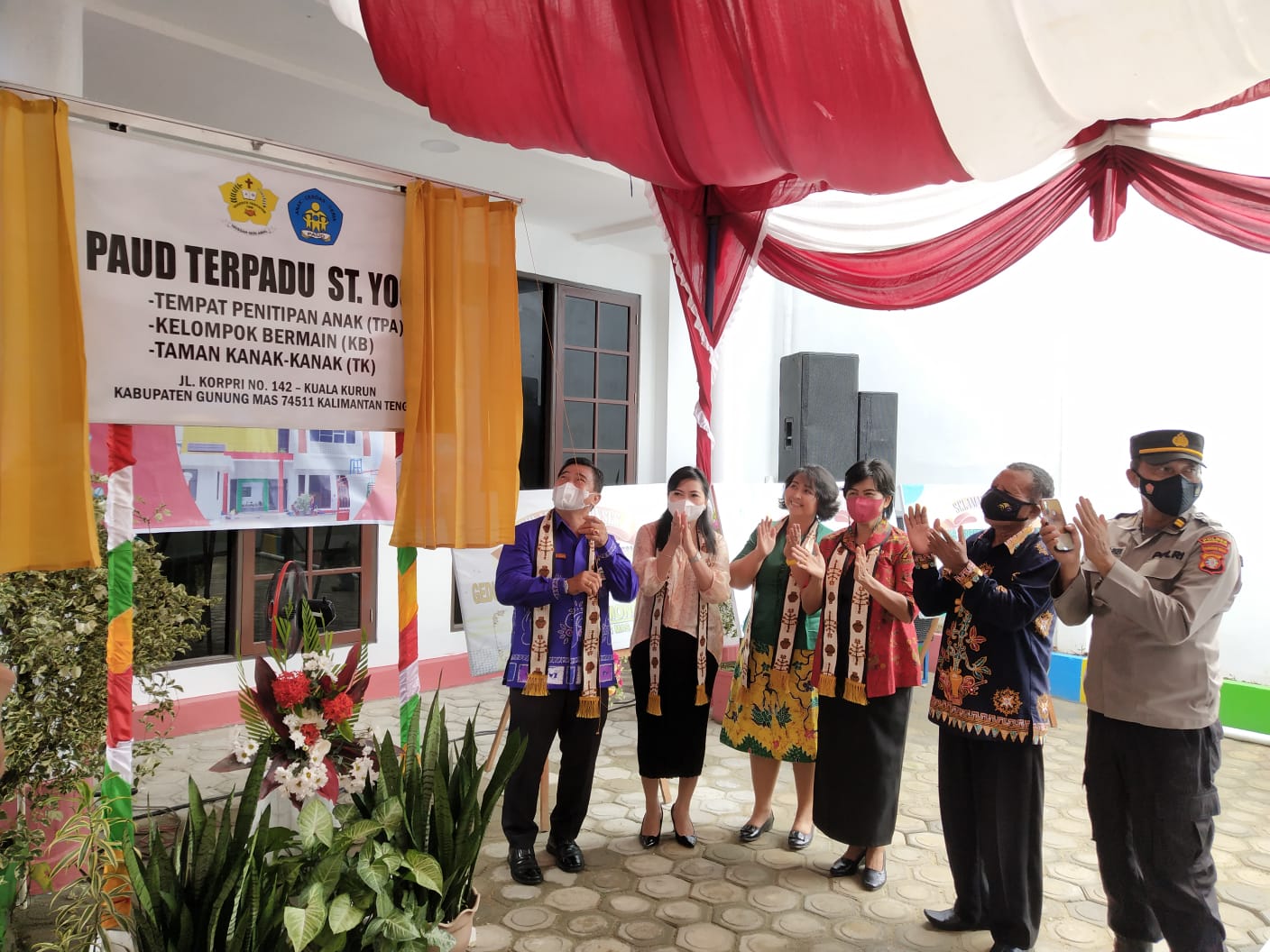 Asisten III Resmikan Gedung PAUD Terpadu ST. Yosef Kuala Kurun