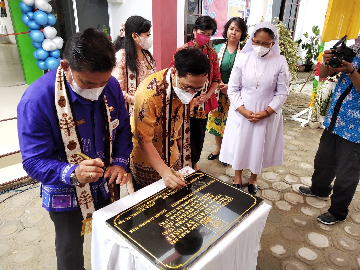 Asisten III Resmikan Gedung PAUD Terpadu ST. Yosef Kuala Kurun