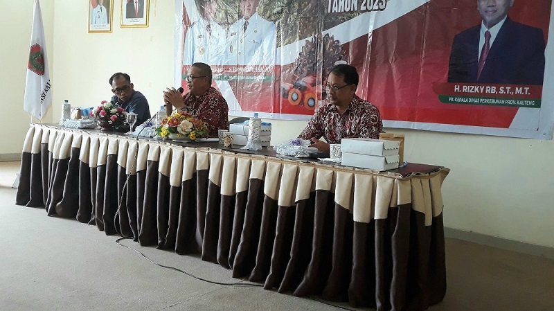 Harga TBS Kalteng Bergerak Naik, Disbun Prov. Kalteng Gelar Rapat Penetapan Harga TBS Periode Juli 2023