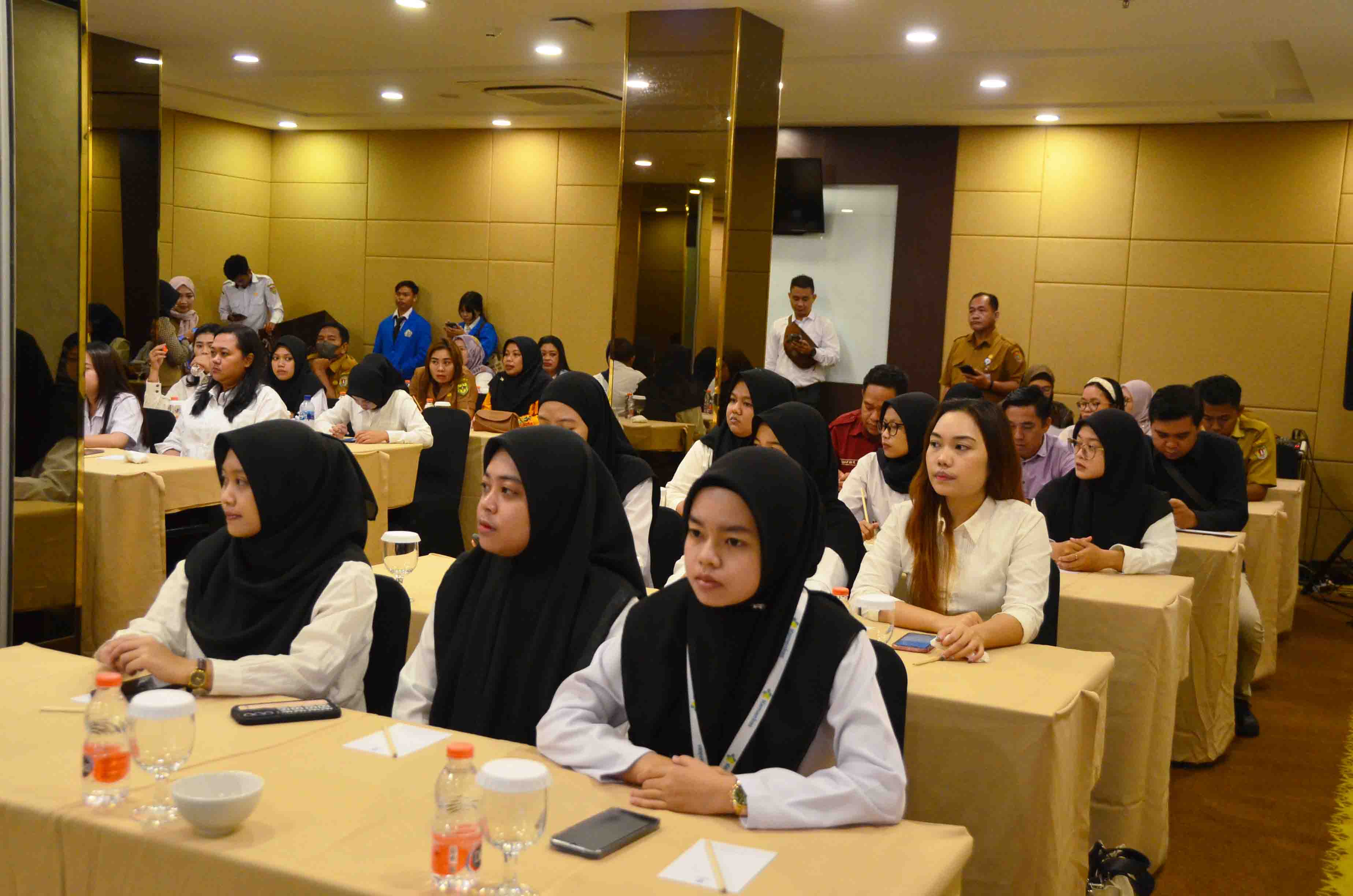 Dinkes Prov. Kalteng Terima Tenaga Kesehatan Penugasan Khusus Terbagi ke Tujuh Kabupaten di Kalimantan Tengah