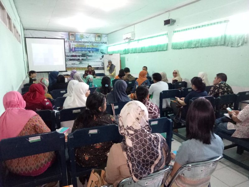 Plt. Direktur RSUD Kapuas Pimpin Pertemuan Audit Maternal Neonatal (AMN)