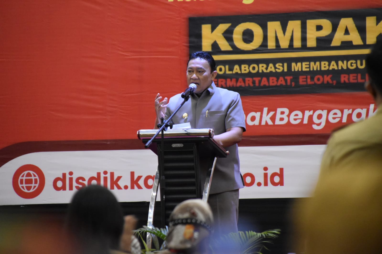 Wagub Edy Pratowo Buka Sosialisasi Pengelolaan Dana BOSDA BERKAH 