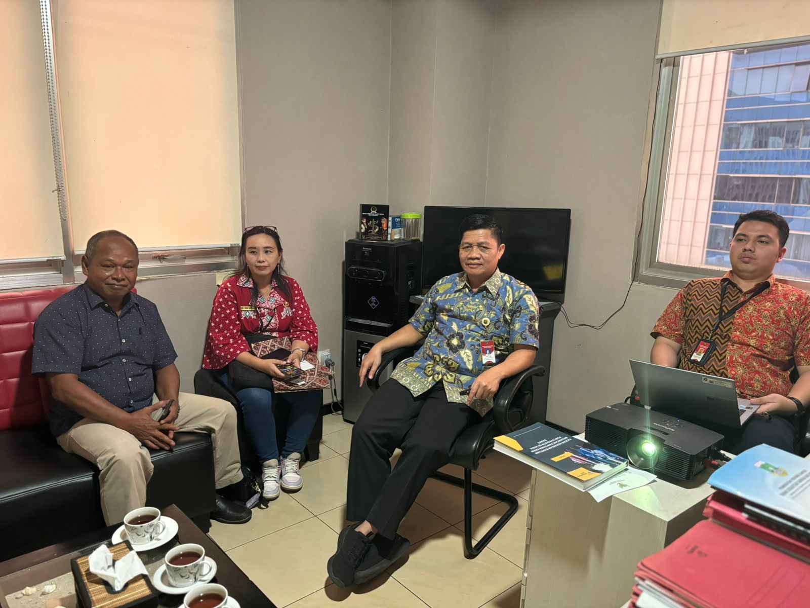 Badan Kesbangpol Prov. Kalteng Laksanakan Verifikasi Penilaian Terhadap Permohonan Kenaikan Bantuan Keuangan Partai Politik