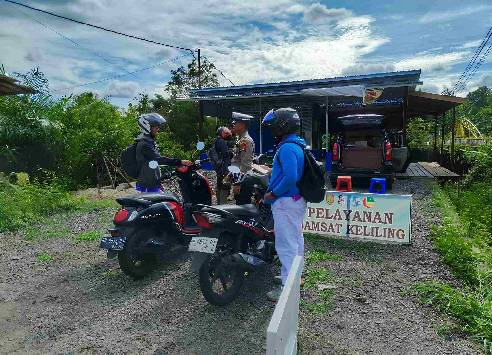 Samsat Buntok Gelar Operasi Gabungan Guna Tingkatkan Disiplin Masyarakat Bayar Pajak Kendaraan