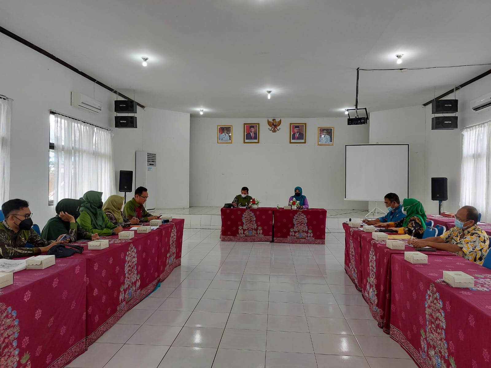 Kesbangpol Prov. Kalteng Terima Kunjungan Studi Komparatif dari Kesbangpol Kota Banjarmasin