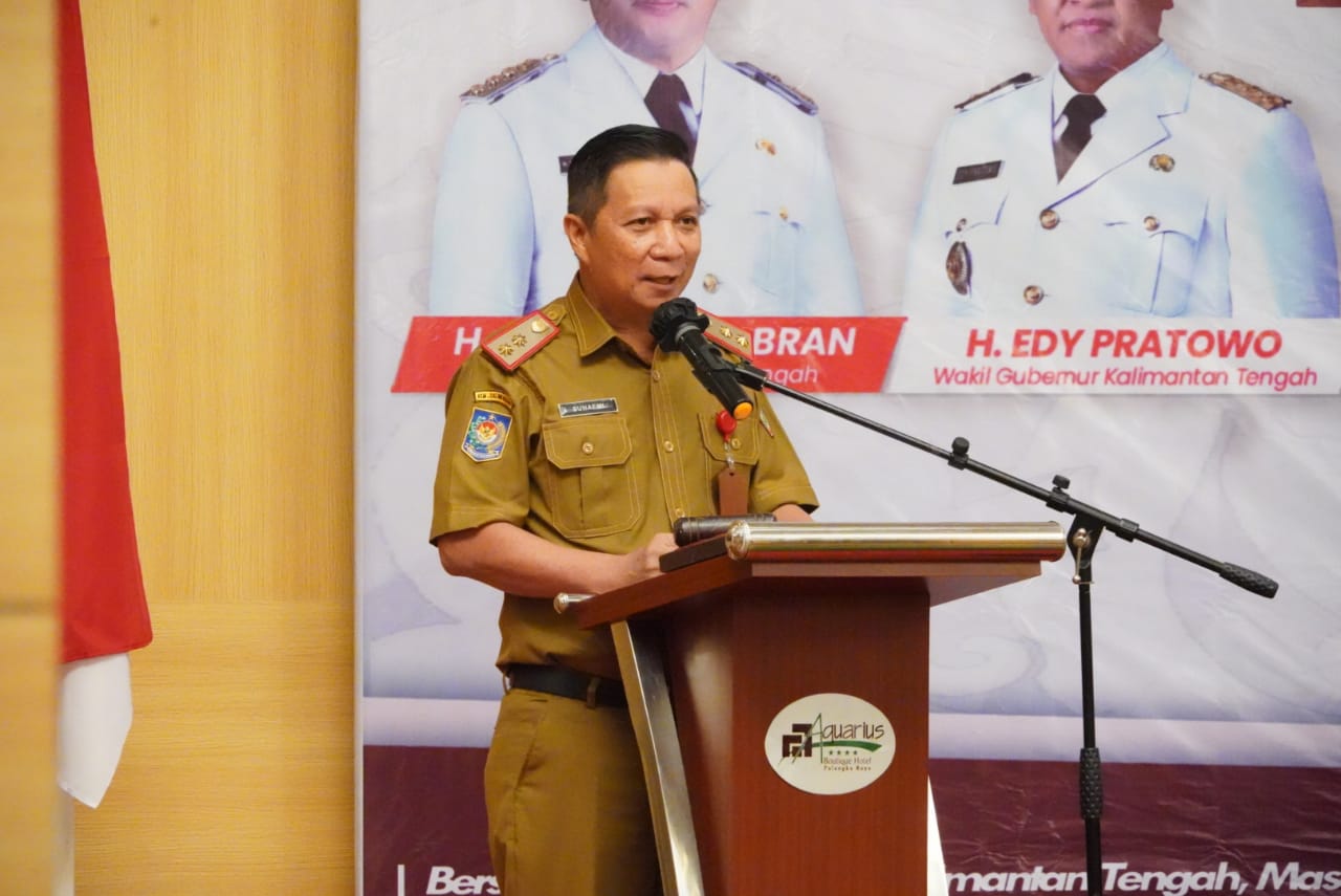 Sahli KSDM Suhaemi Buka Bimtek Administrasi Kepegawaian di Lingkungan Setda Provinsi Kalteng Tahun 2023