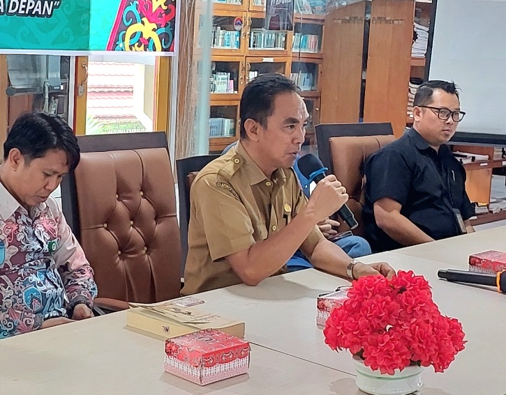 Menulis Esai Kearifan Lokal Dayak, Manifestasi Literasi untuk Tingkatkan Gemar Membaca Masyarakat dan Pelestarian Budaya Kalteng