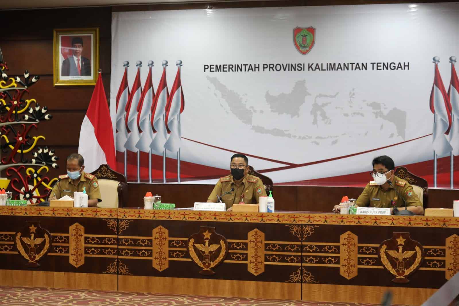 Asisten Bidang Perekonomian dan Pembangunan Setda Kalteng Hadiri Rapat Teknis Percepatan Pembangunan