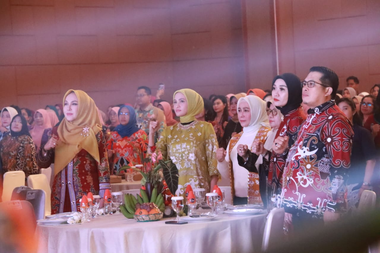 Tutup Jambore Kader PKK Tingkat Prov. Kalteng Tahun 2024, Ivo Sugianto Sabran Harapkan Kader PKK Tingkatkan Prestasi