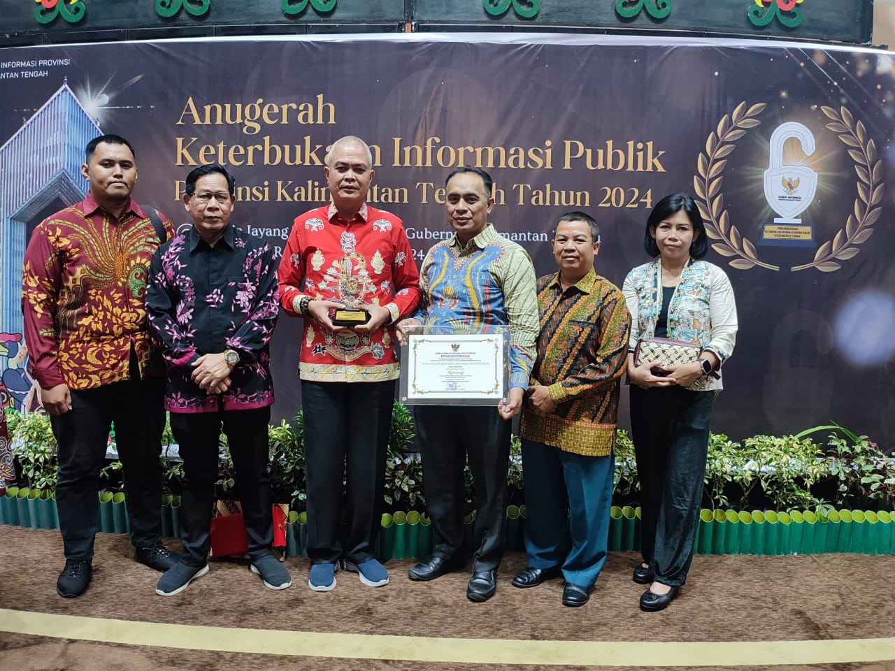 Satpol PP Prov. Kalteng Raih Penghargaan Peringkat ke-8 Kategori Informatif Dalam Anugerah Informasi Publik 2024