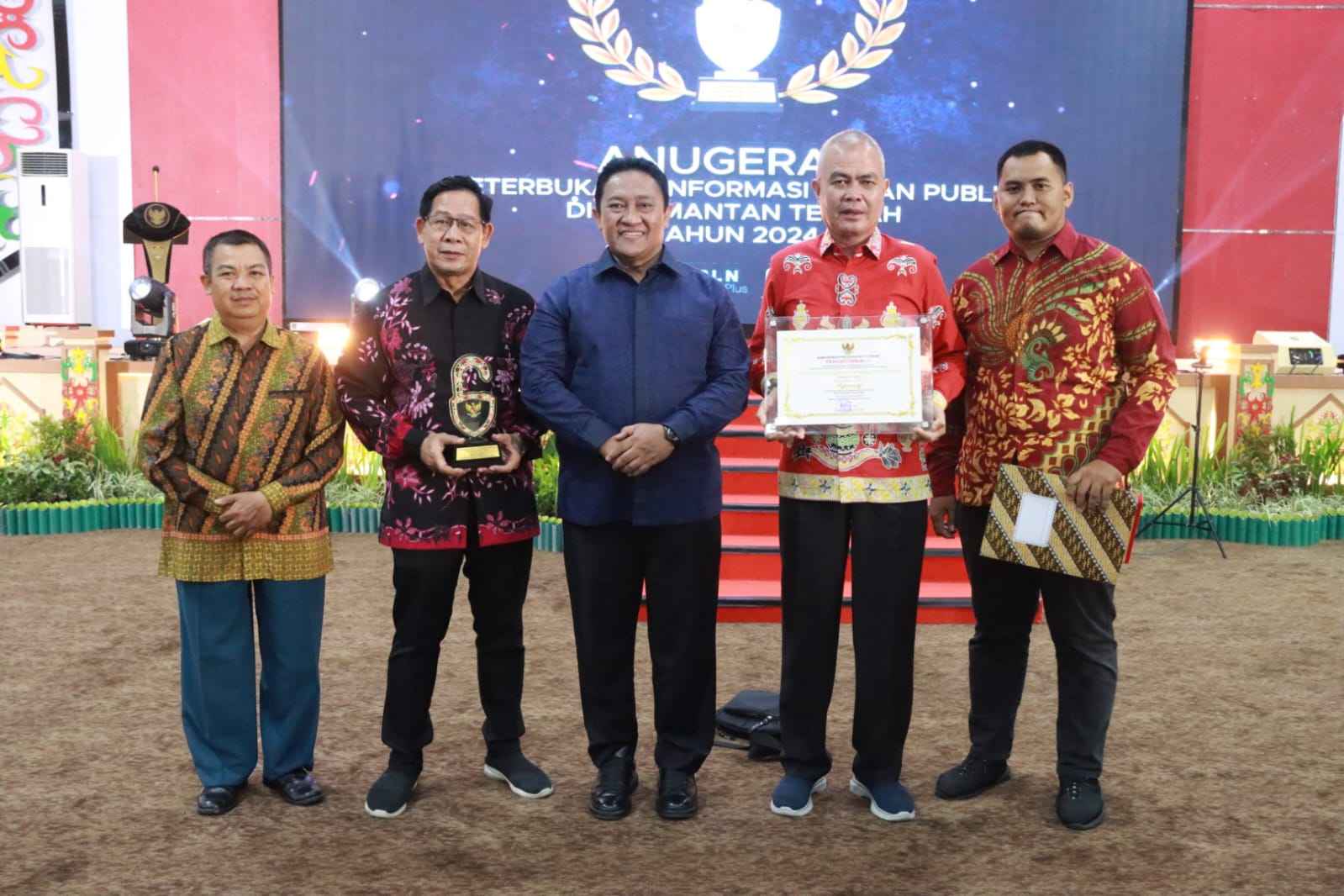 Satpol PP Prov. Kalteng Raih Penghargaan Peringkat ke-8 Kategori Informatif Dalam Anugerah Informasi Publik 2024