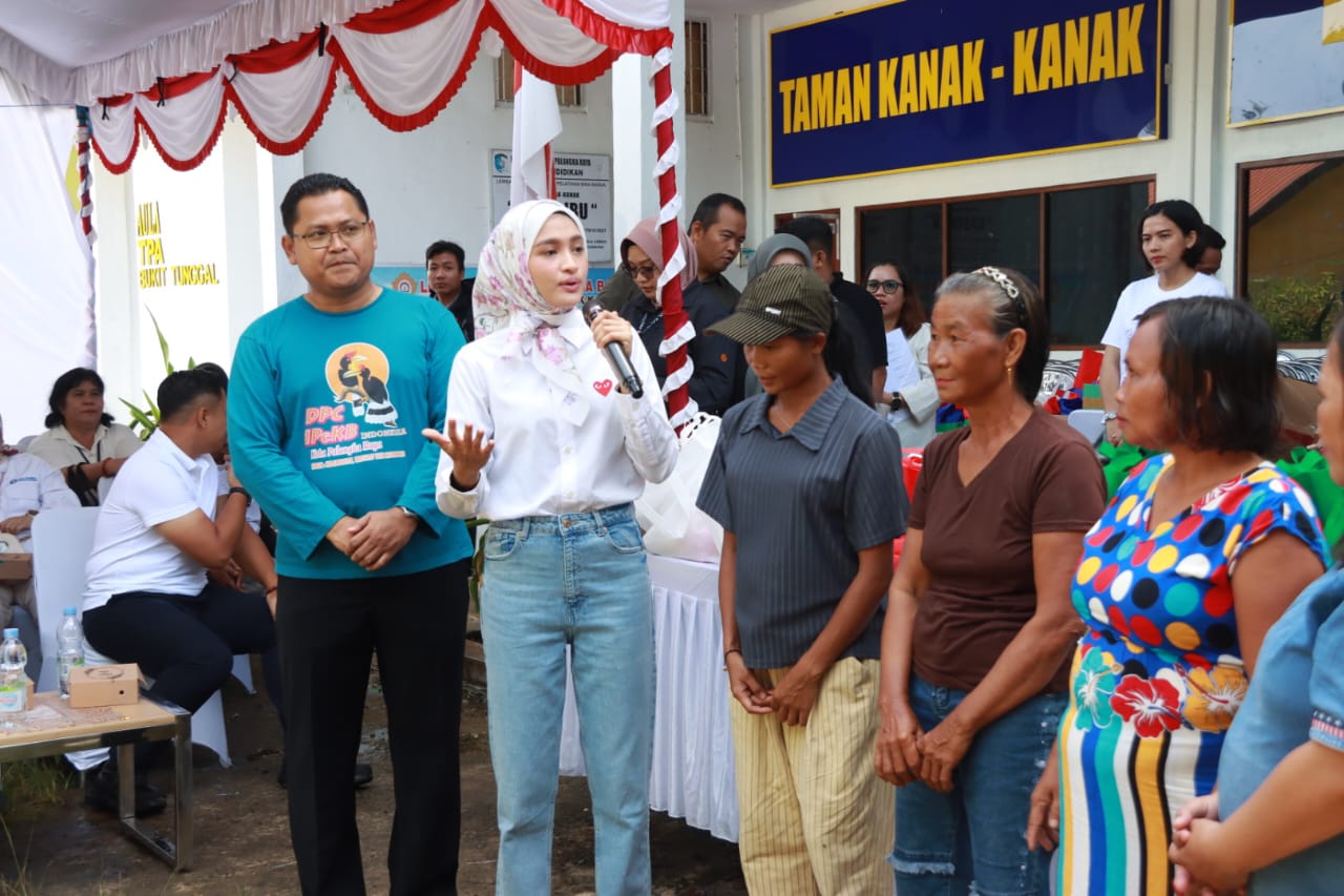 Ketua TP-PKK Ivo Sugianto Sabran Melakukan Kunjungan ke Perempuan dan Kelompok Belajar Anak Nonformal di TPA KM.14 Tjilik Riwut Palangka Raya