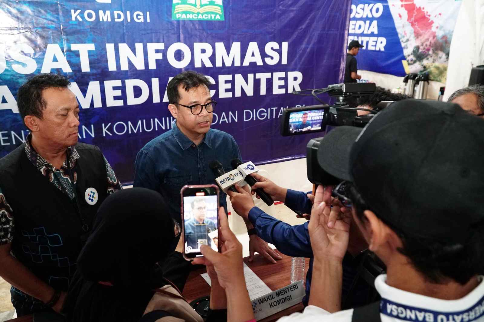 Wamenkomdigi: Akses Telekomunikasi Mulai Pulih di Wilayah Paling Terdampak Aceh
