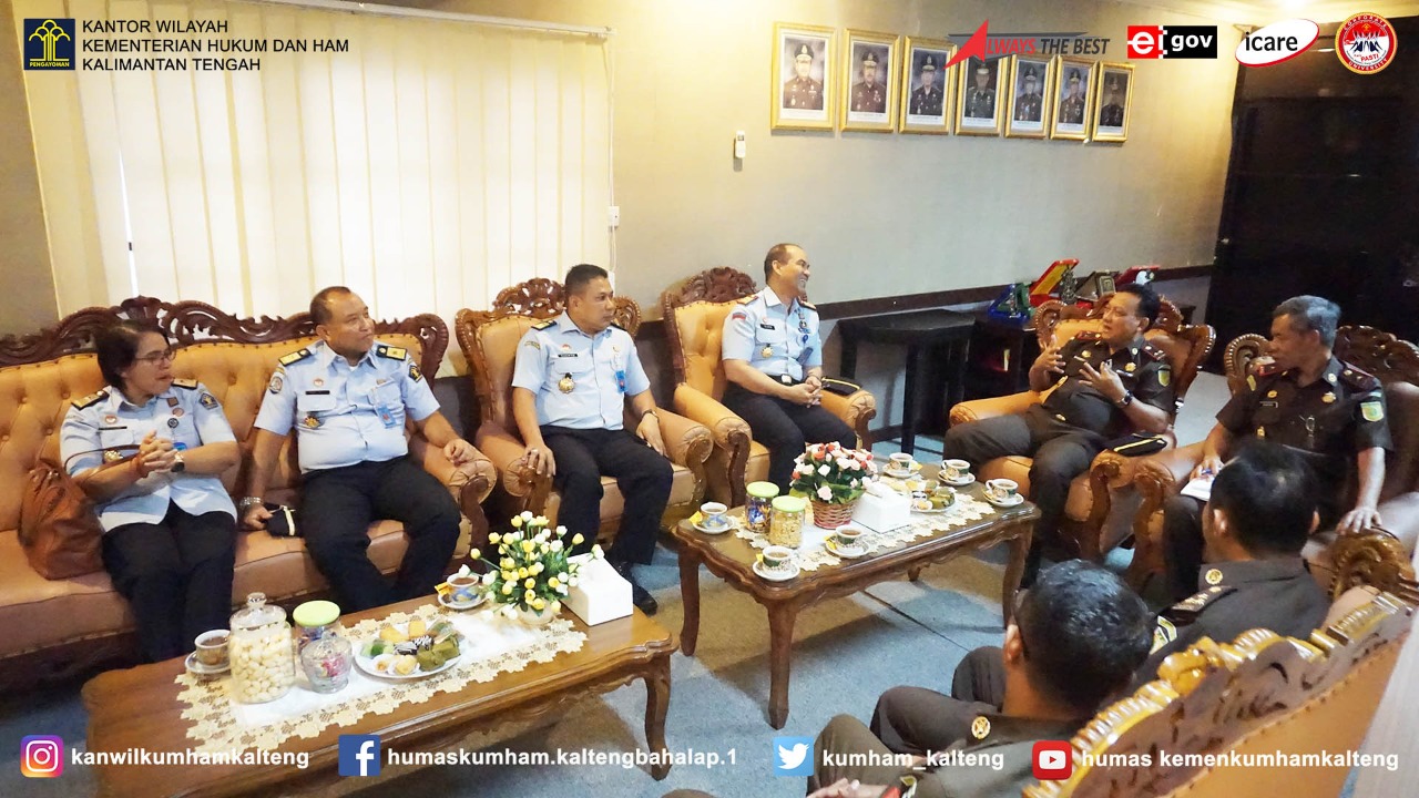 Perkuat Sinergitas dan Koordinasi, Kakanwil beserta Pimti lakukan Audiensi ke Kejaksaan Tinggi Kalteng