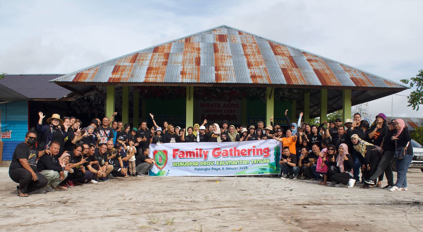Disbudpar Kalteng Pererat Kebersamaan dan Kesatuan dalam Family Gathering
