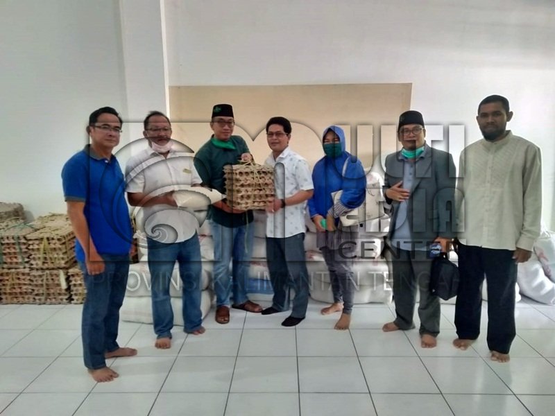 Fraksi PKB Salurkan 1000 Paket Bantuan
