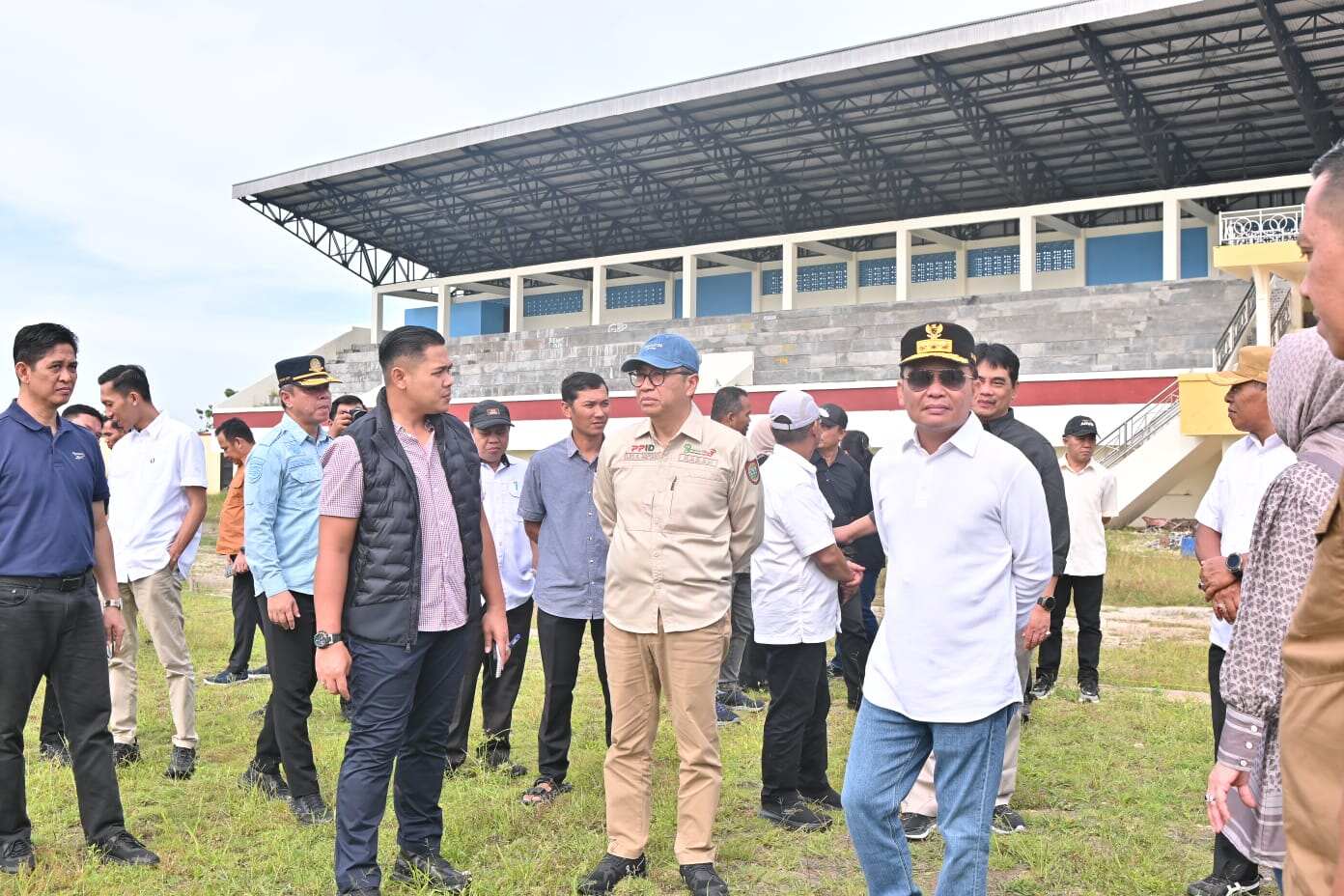‎Gubernur Kalteng Tinjau Sport Center Hanau, Kadisdik: Generasi Muda Harus Jadi Tuan di Daerah Sendiri